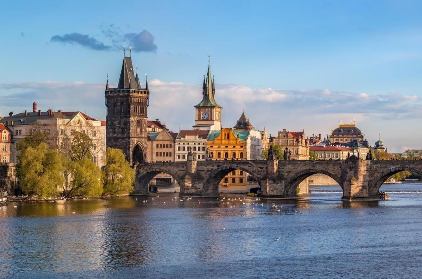 Mezonetovy Apartman V Centru Prag Exterior foto