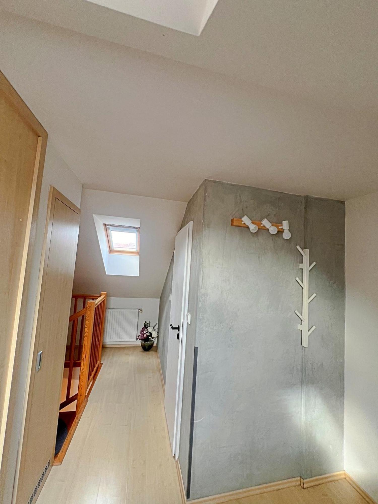 Mezonetovy Apartman V Centru Prag Exterior foto
