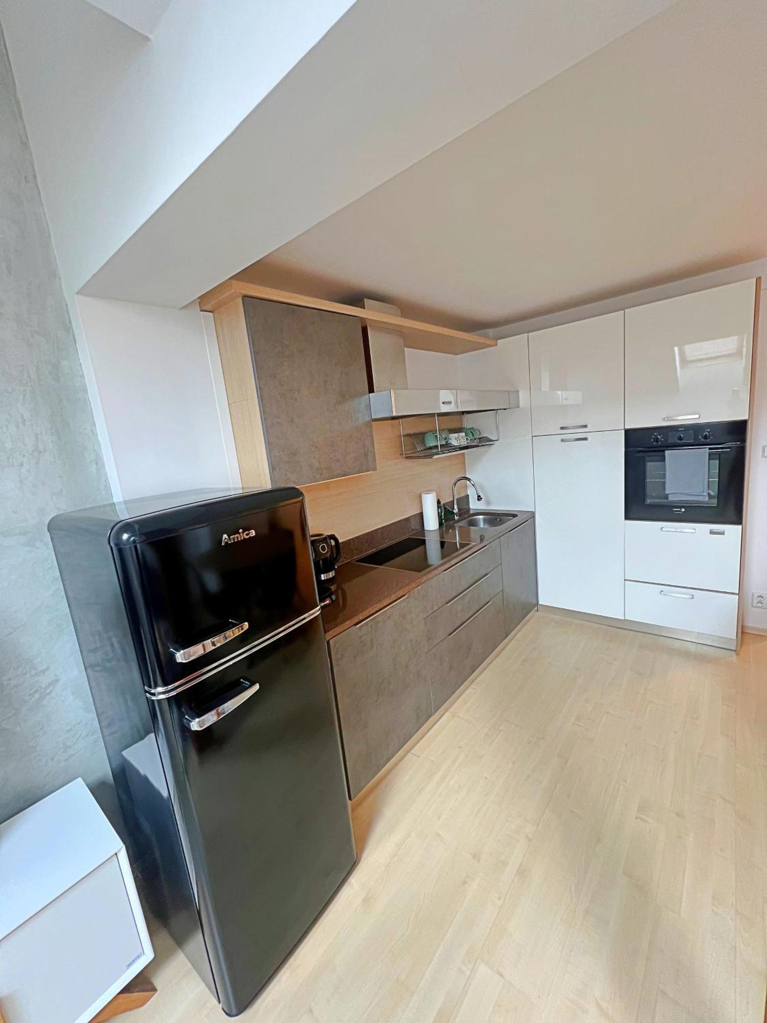 Mezonetovy Apartman V Centru Prag Exterior foto